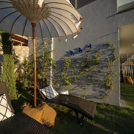 The House Helis * Milas